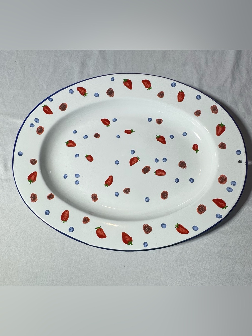 Vintage 90s Strawberry rasberry and Blueberry Oval bath and body works Platter